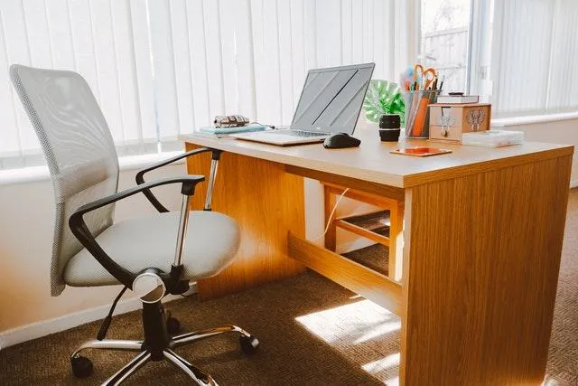 What Office Supplies Should Every Home Office Have